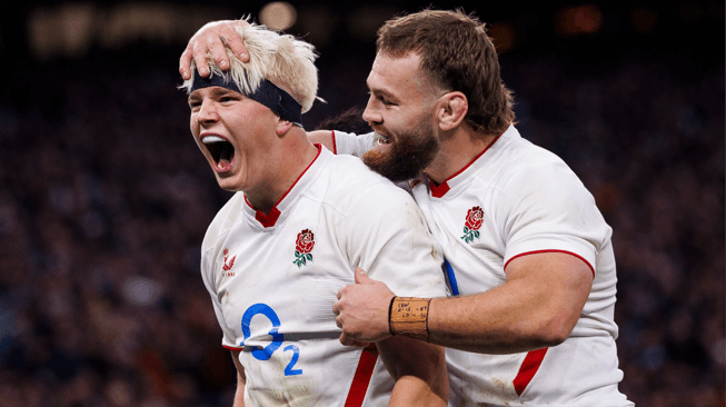 England Continue To Build, As Wallabies Offer Little